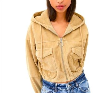 ✨UO Cropped Corduroy Jacket✨